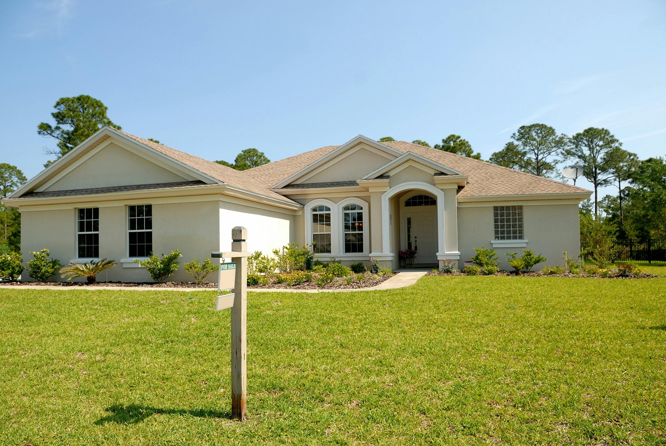 pexels-pixabay-210617 sell your home fast